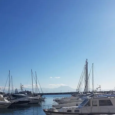 First House Posillipo בית נופש נאפולי