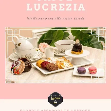 First House Posillipo בית נופש *