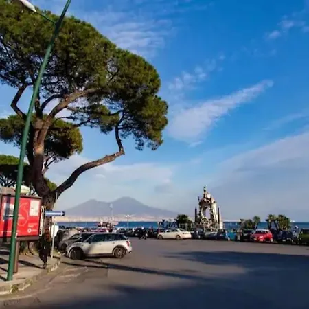 First House Posillipo Casa de Férias *