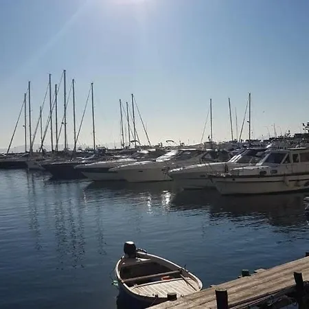 Σπίτι διακοπών First House Posillipo *