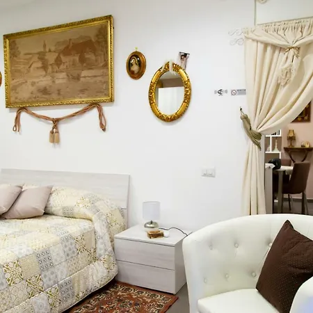 Σπίτι διακοπών First House Posillipo *